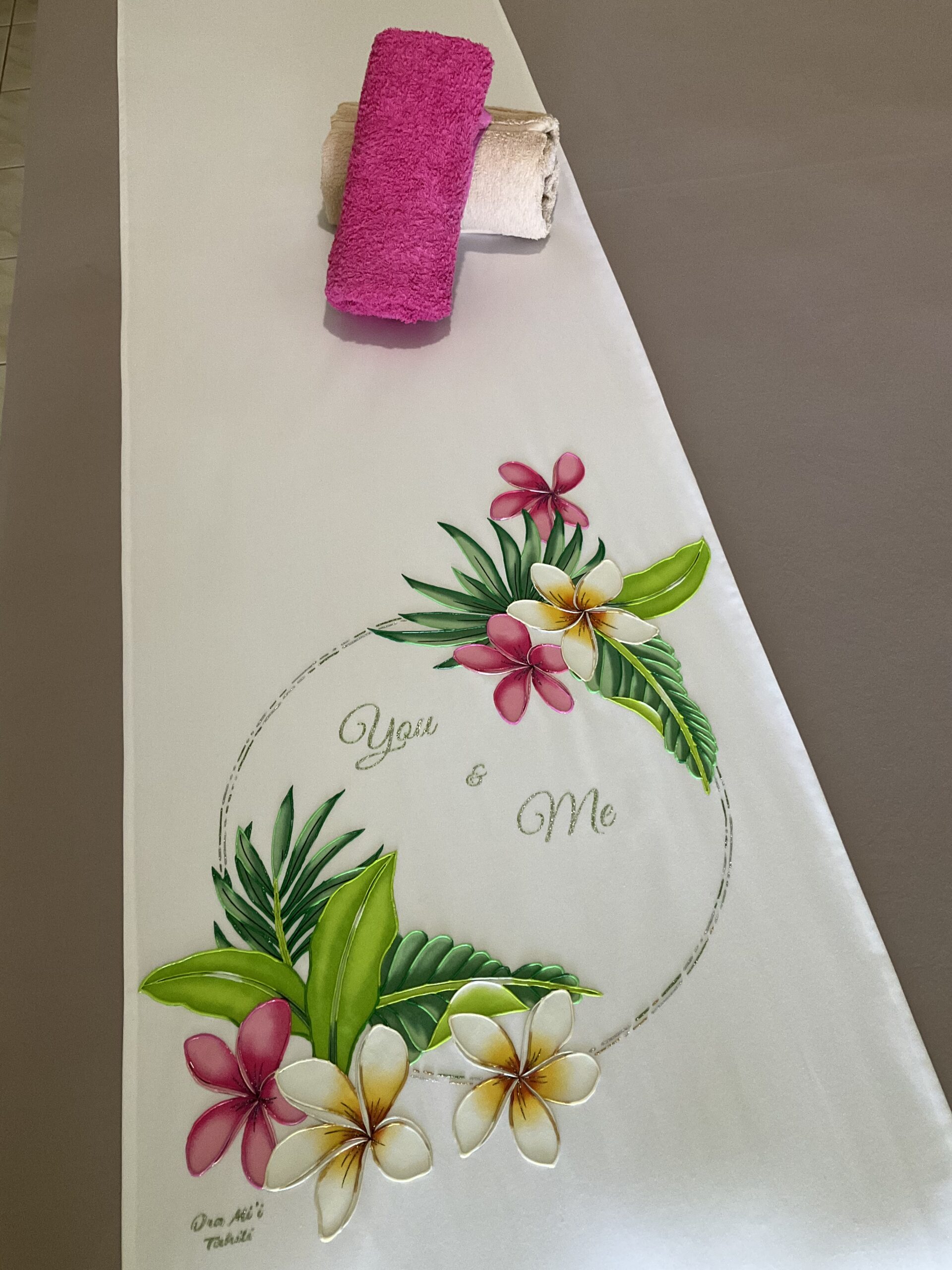 Chemin de lit avec serviettes