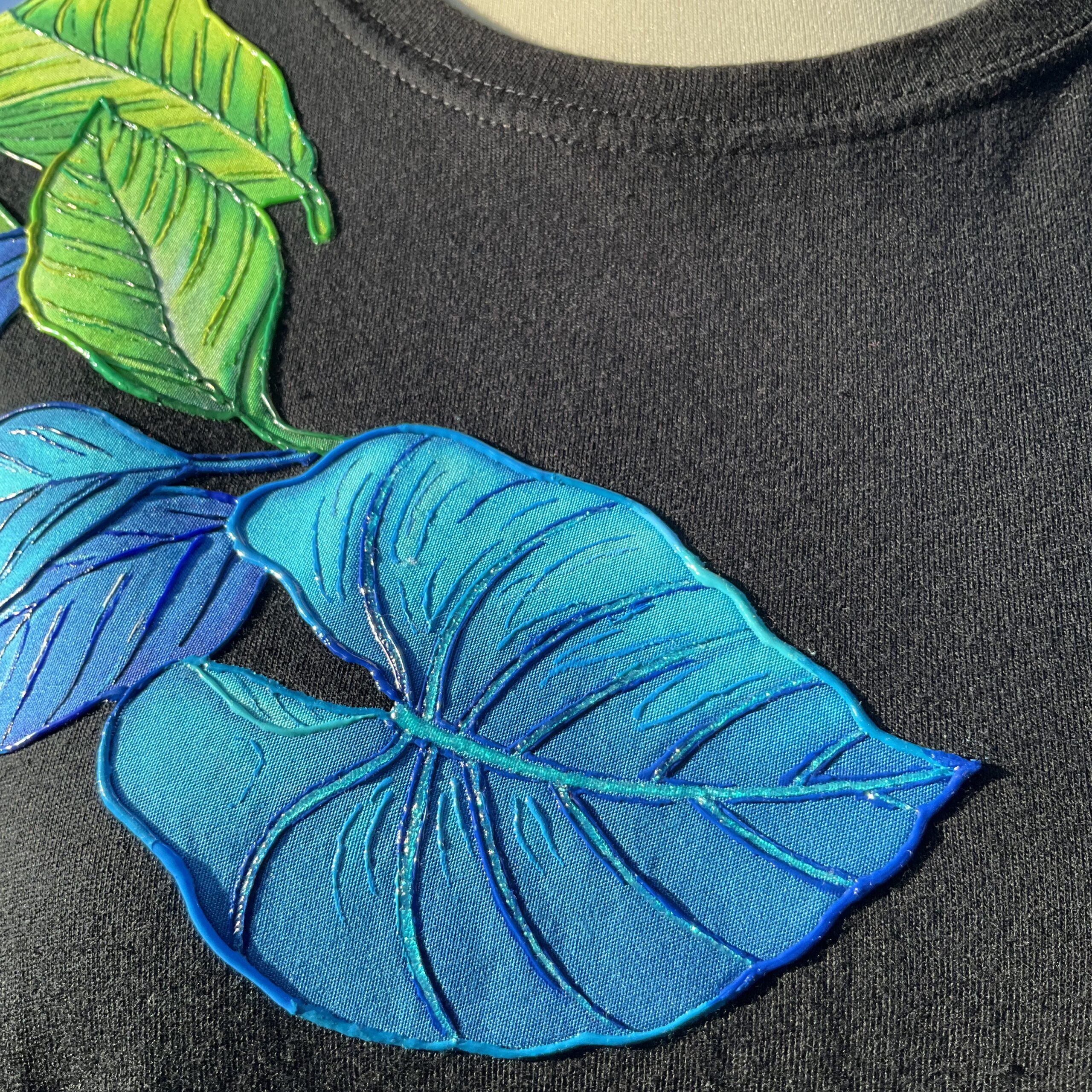 Nos collections exclusives 5 Detail feuille Blue Paradise