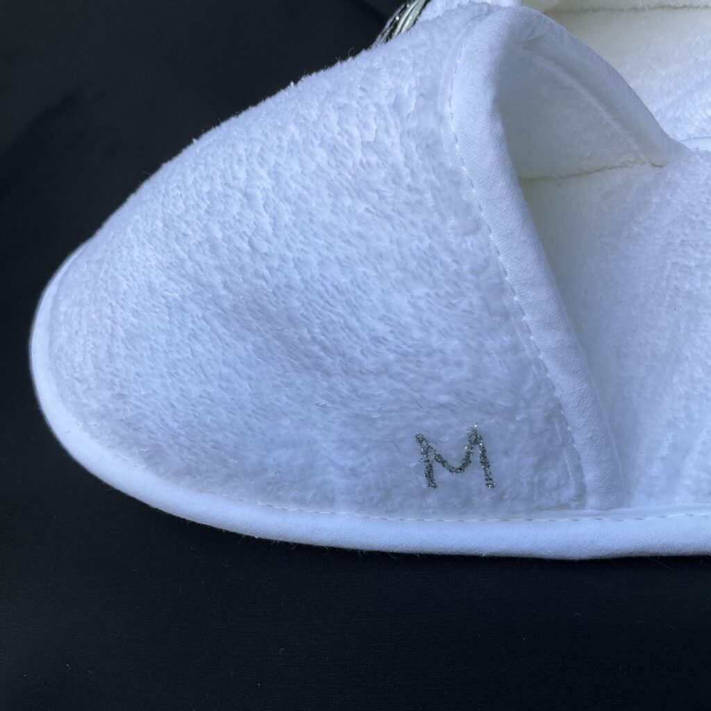 Detail pantoufle Sea Dolphin