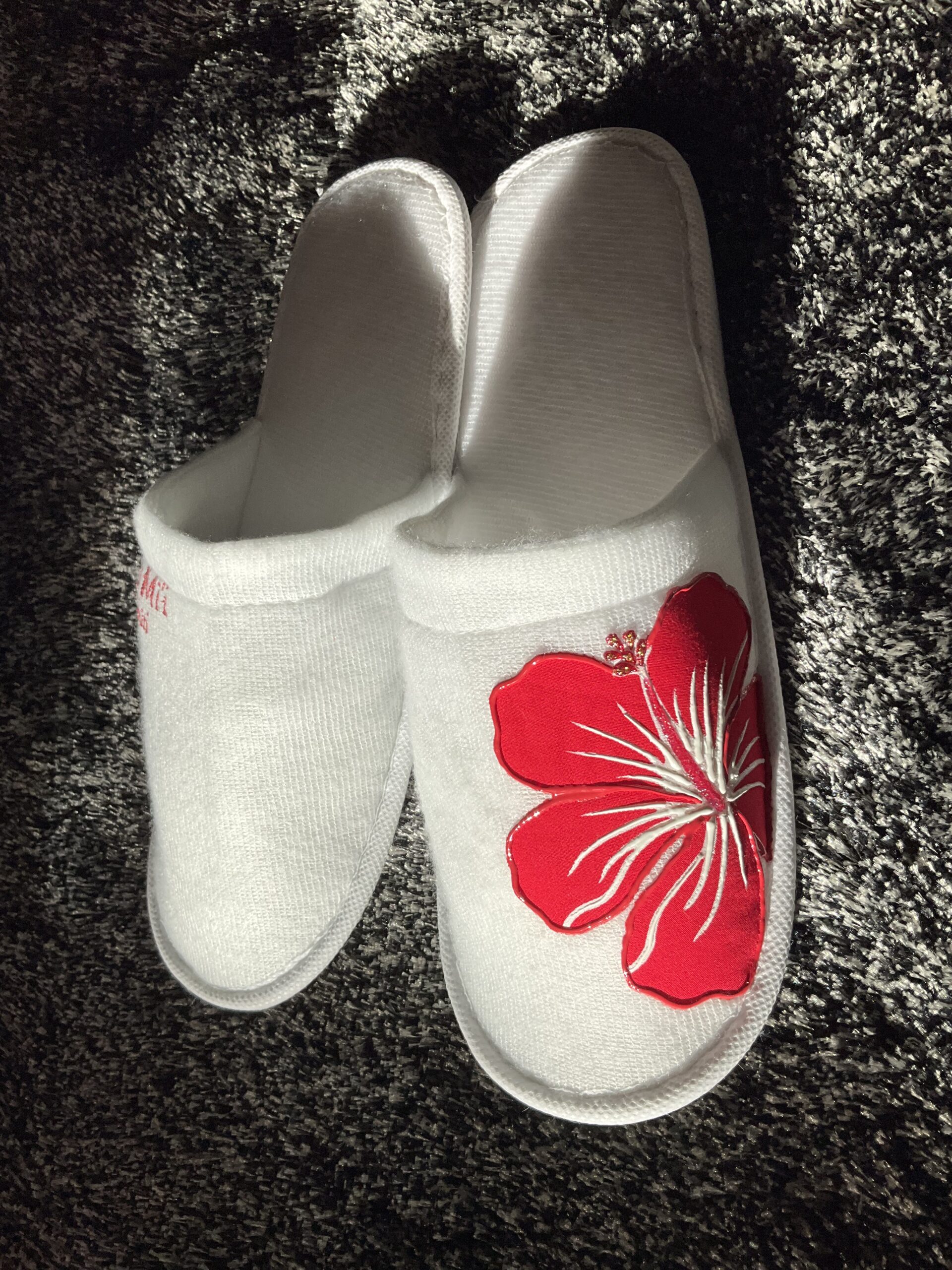 Pantoufles Hibiscus rouge White profil