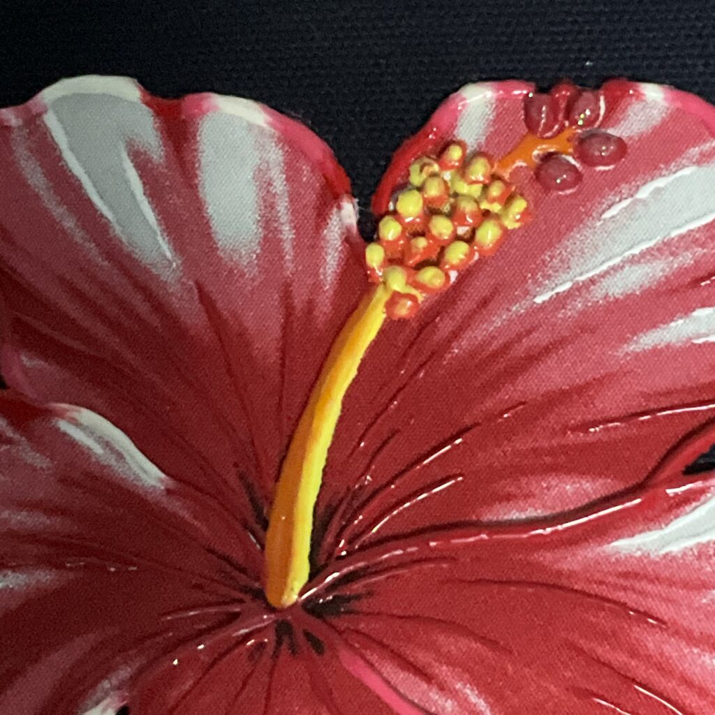 Pochette Hibiscus Navy detail fleur