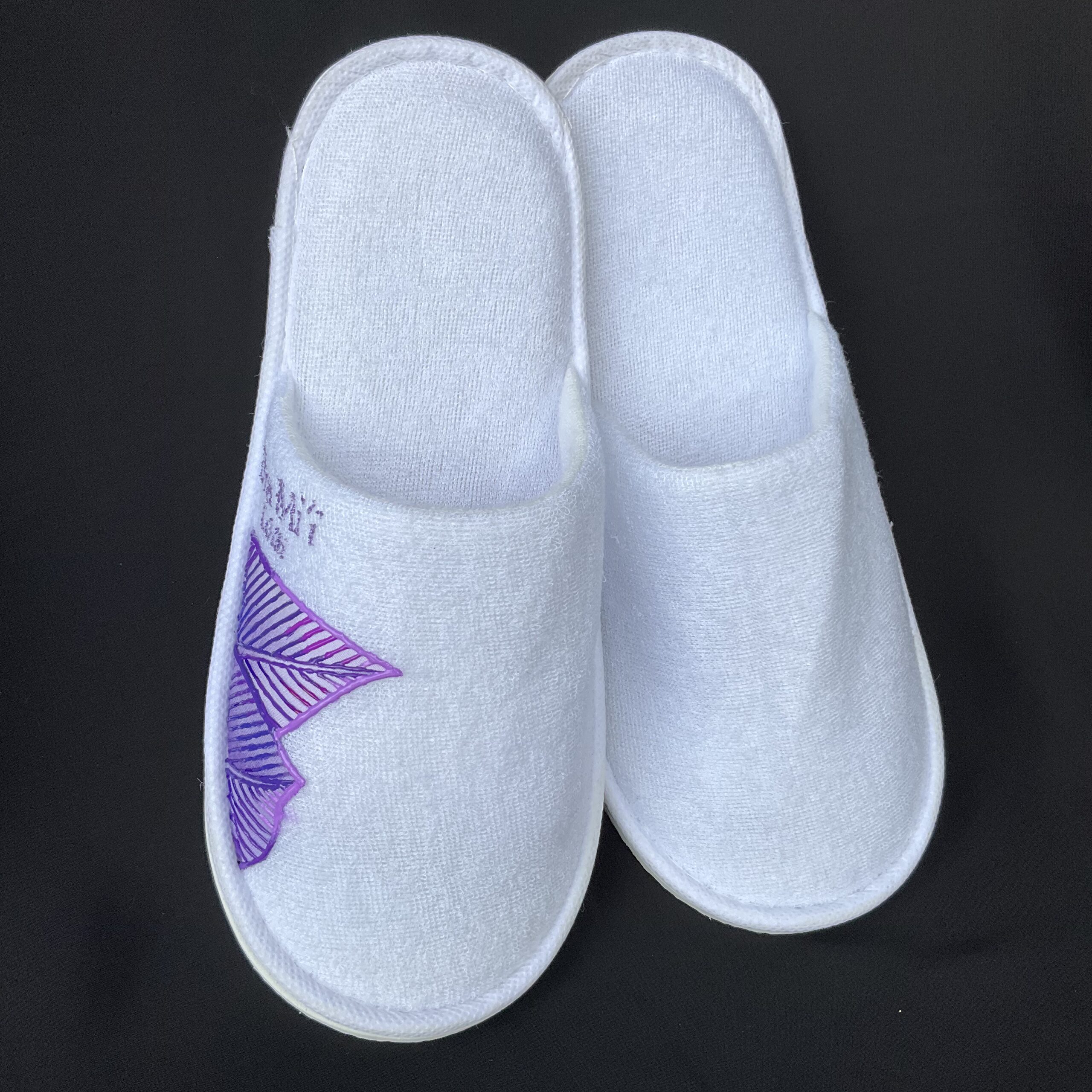 Pantoufles Leaf dessus