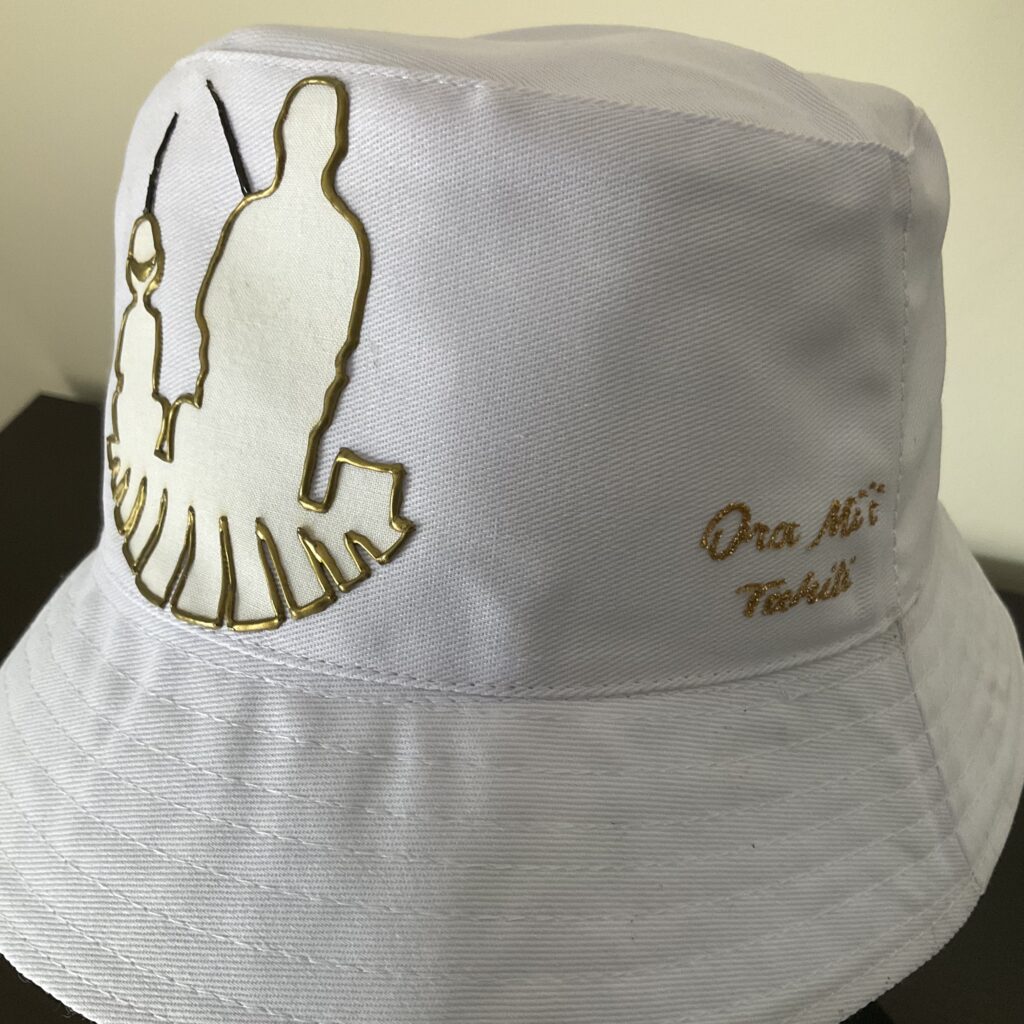 Bob Fishing White signature