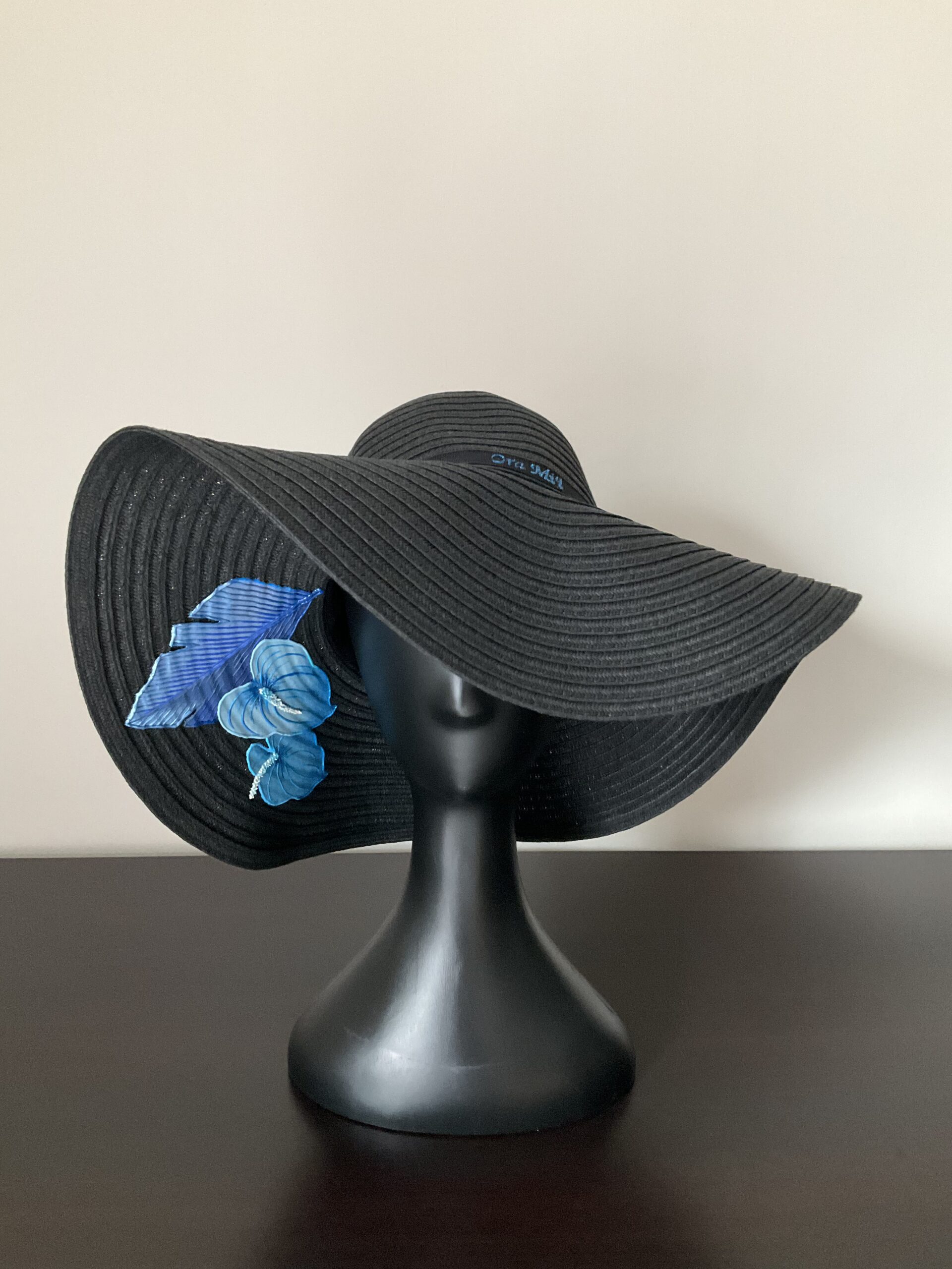 Chapeau Hibiscus Navy Face