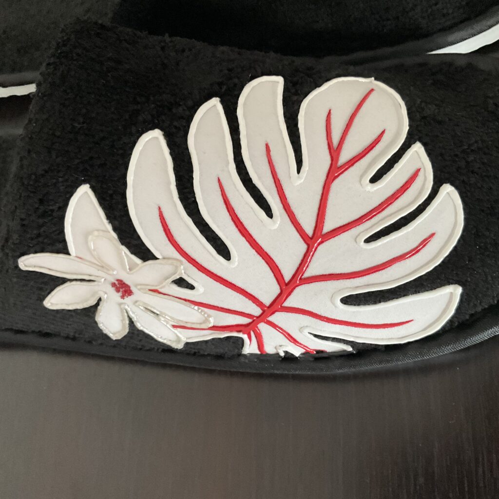Détail motif Pantoufles Ape Blanc Black
