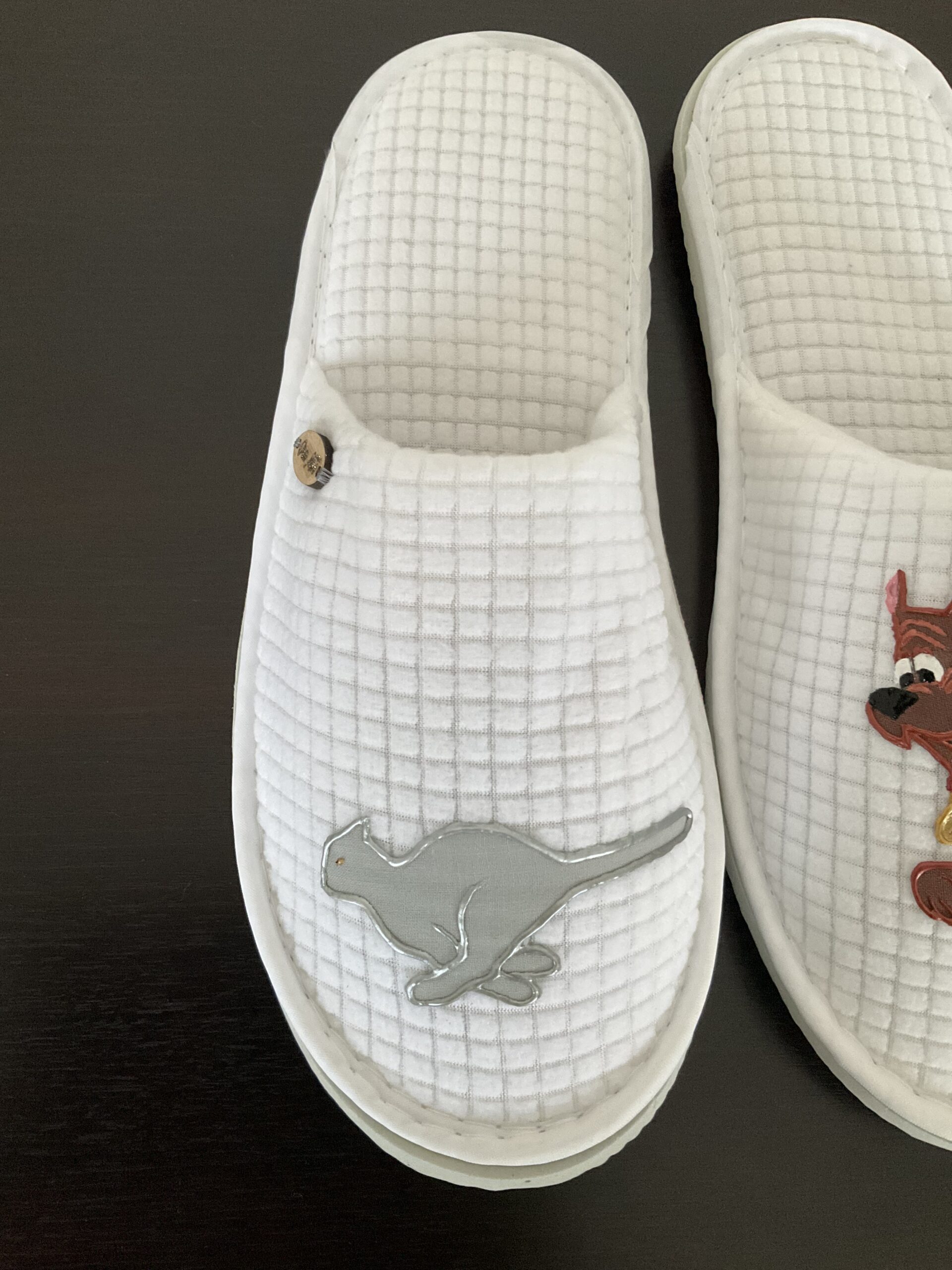 Pantoufles Dog Chocolate White 1