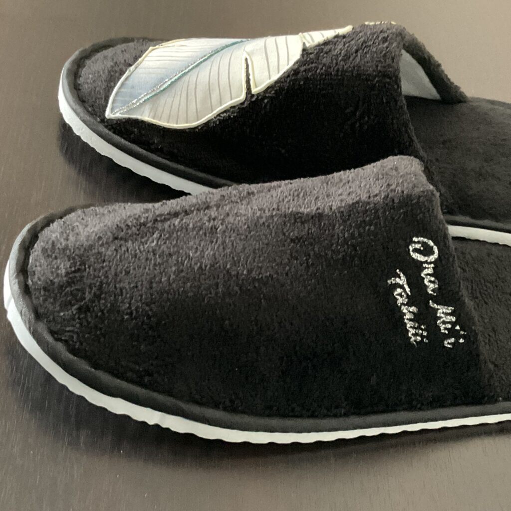 Pantoufles Leaf Black