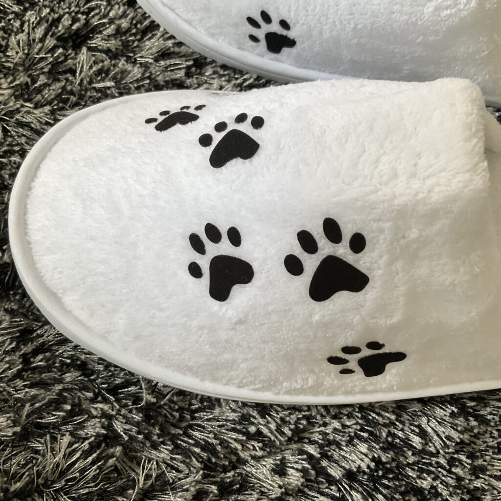 Pantoufles Chat Cats2 Black White pattes