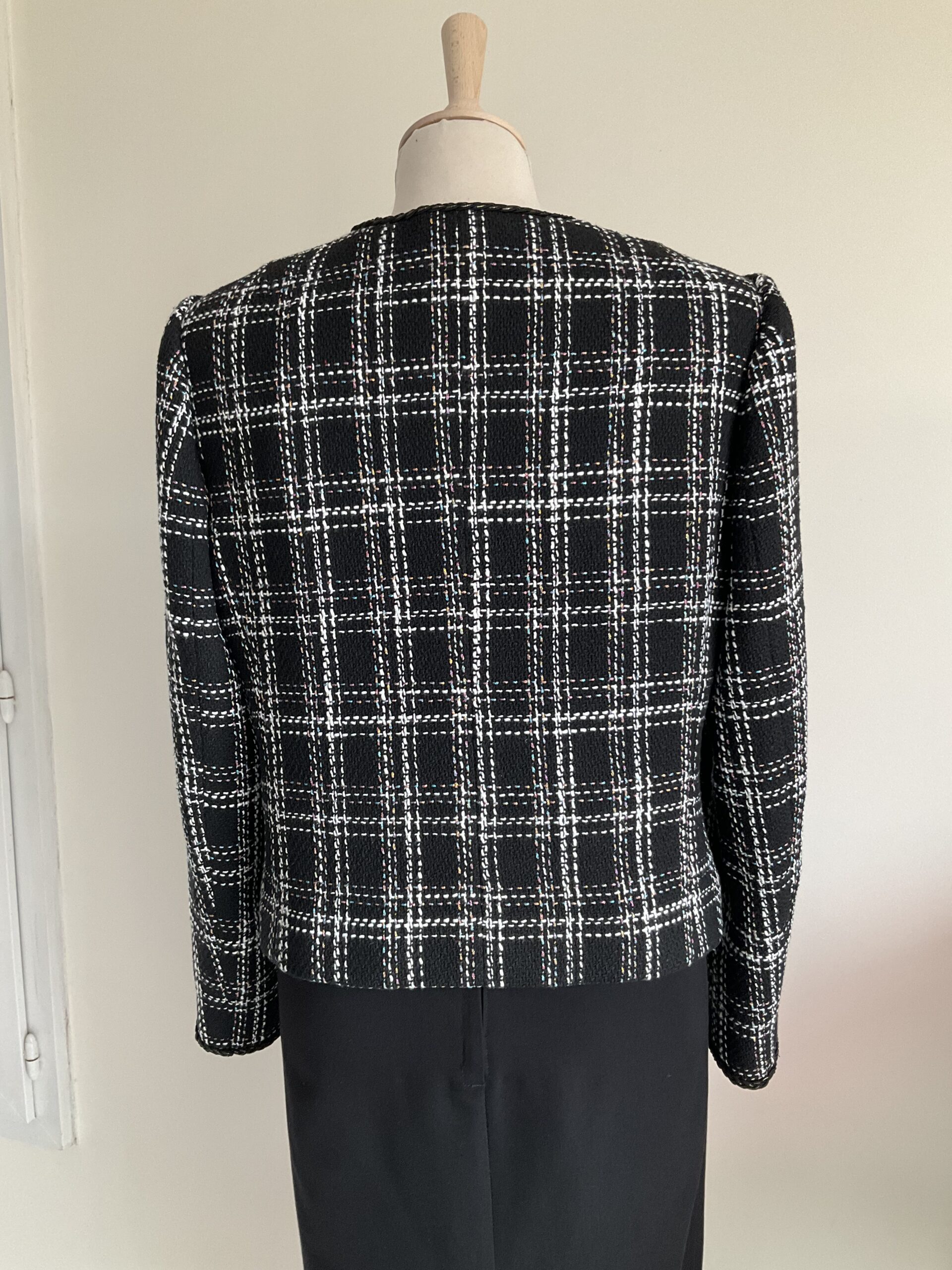Veste Style Black White dos