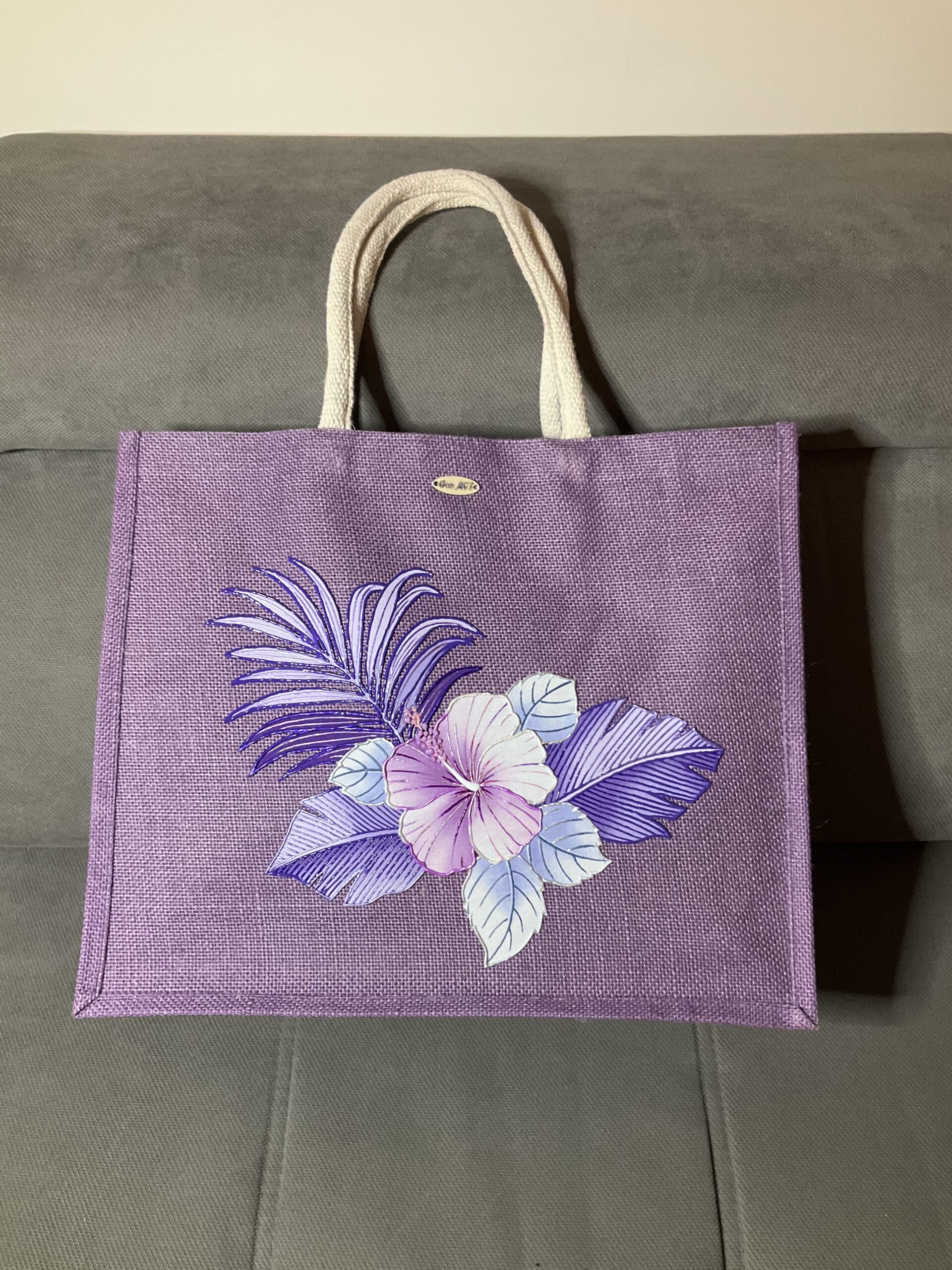 sac plum lilac face